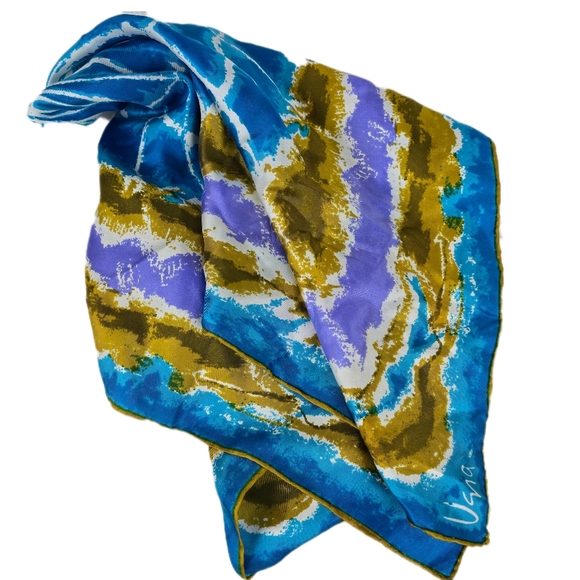 Vintage Scarves by VERA silk handrolled scarf - Picture 8 of 8